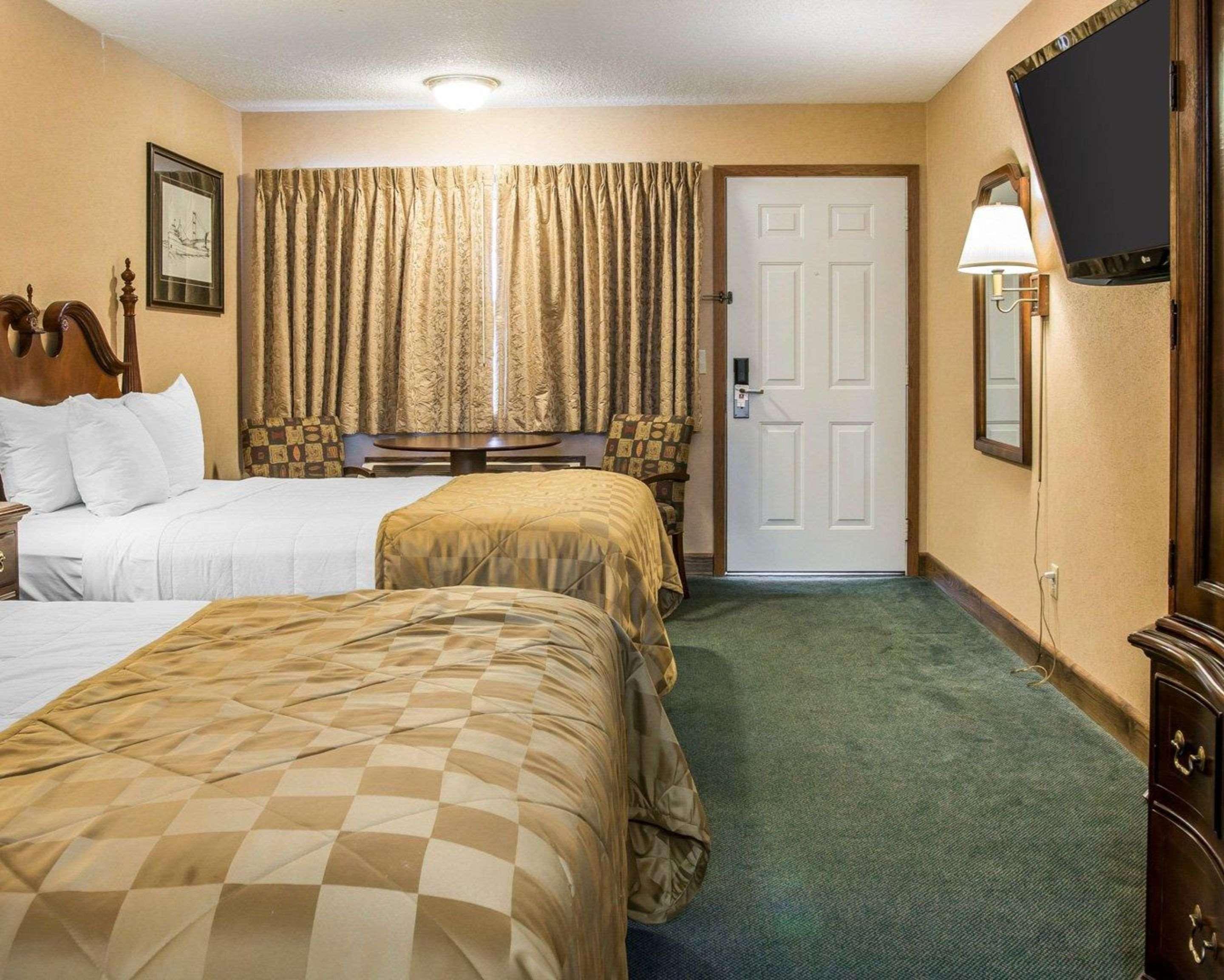 Clarion Hotel Beachfront Mackinaw City Luaran gambar