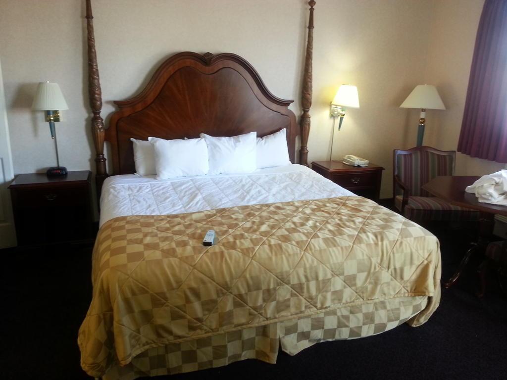 Clarion Hotel Beachfront Mackinaw City Luaran gambar