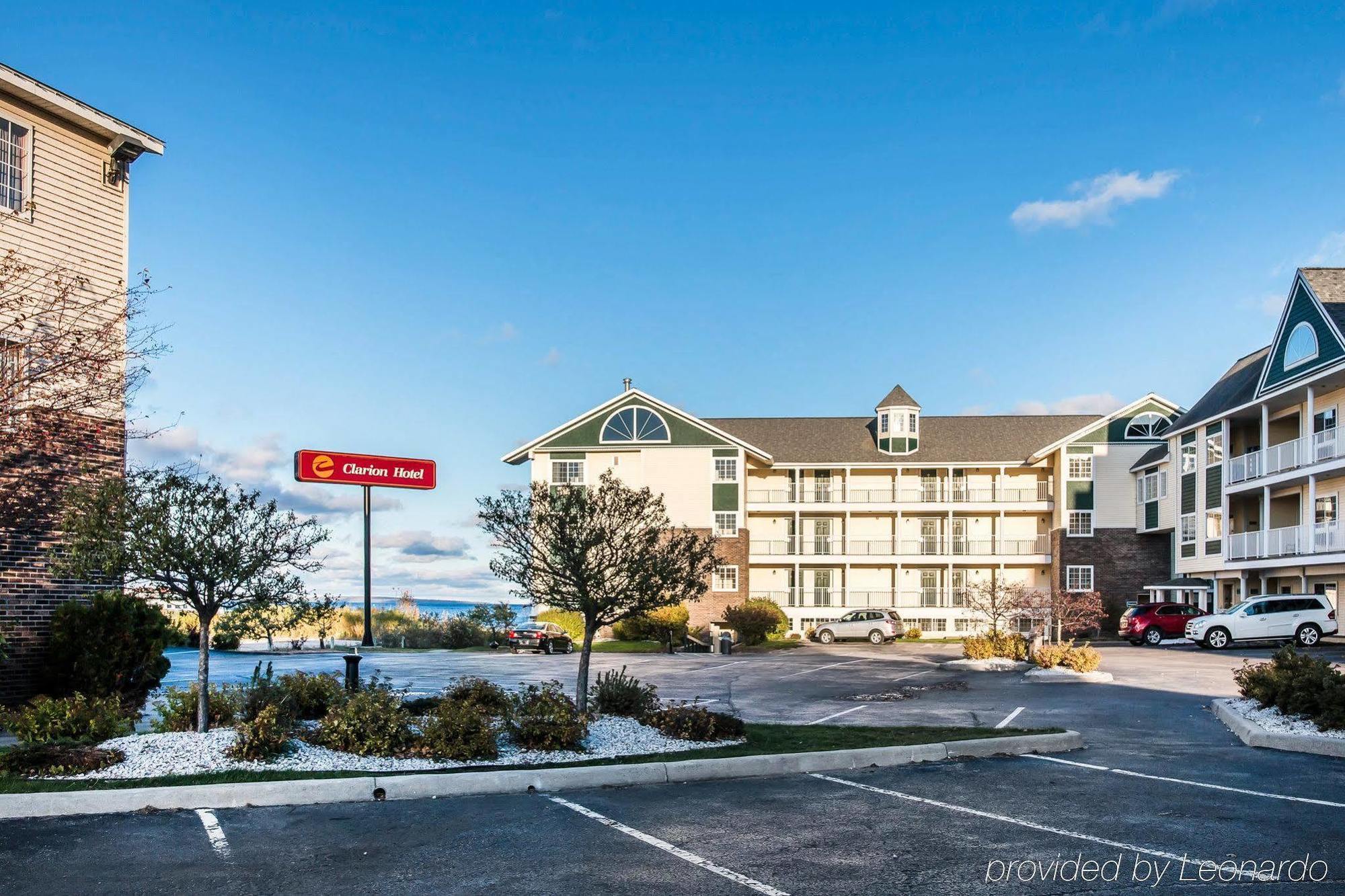 Clarion Hotel Beachfront Mackinaw City Luaran gambar