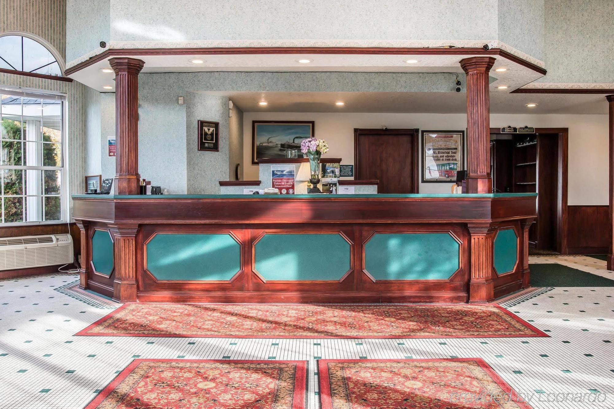 Clarion Hotel Beachfront Mackinaw City Luaran gambar
